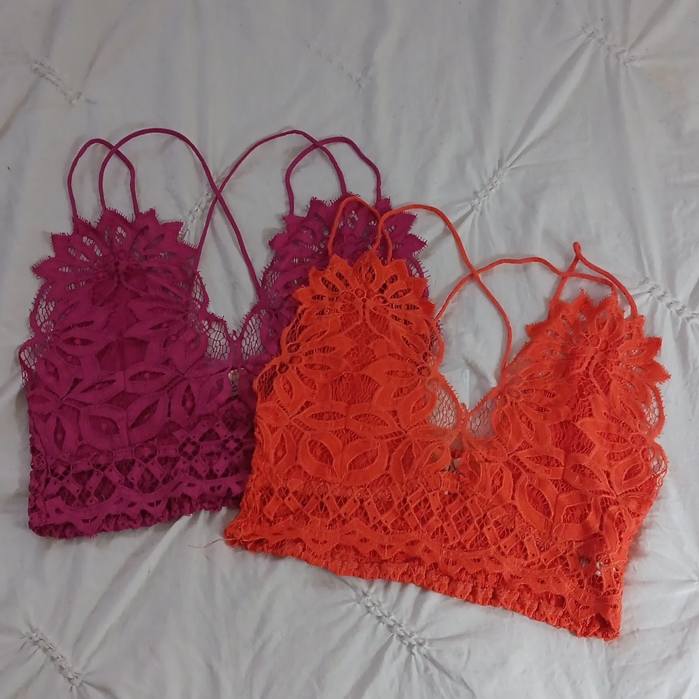 Love California Boho-inspired Floral stretchy back and adjustable straps Bundle.